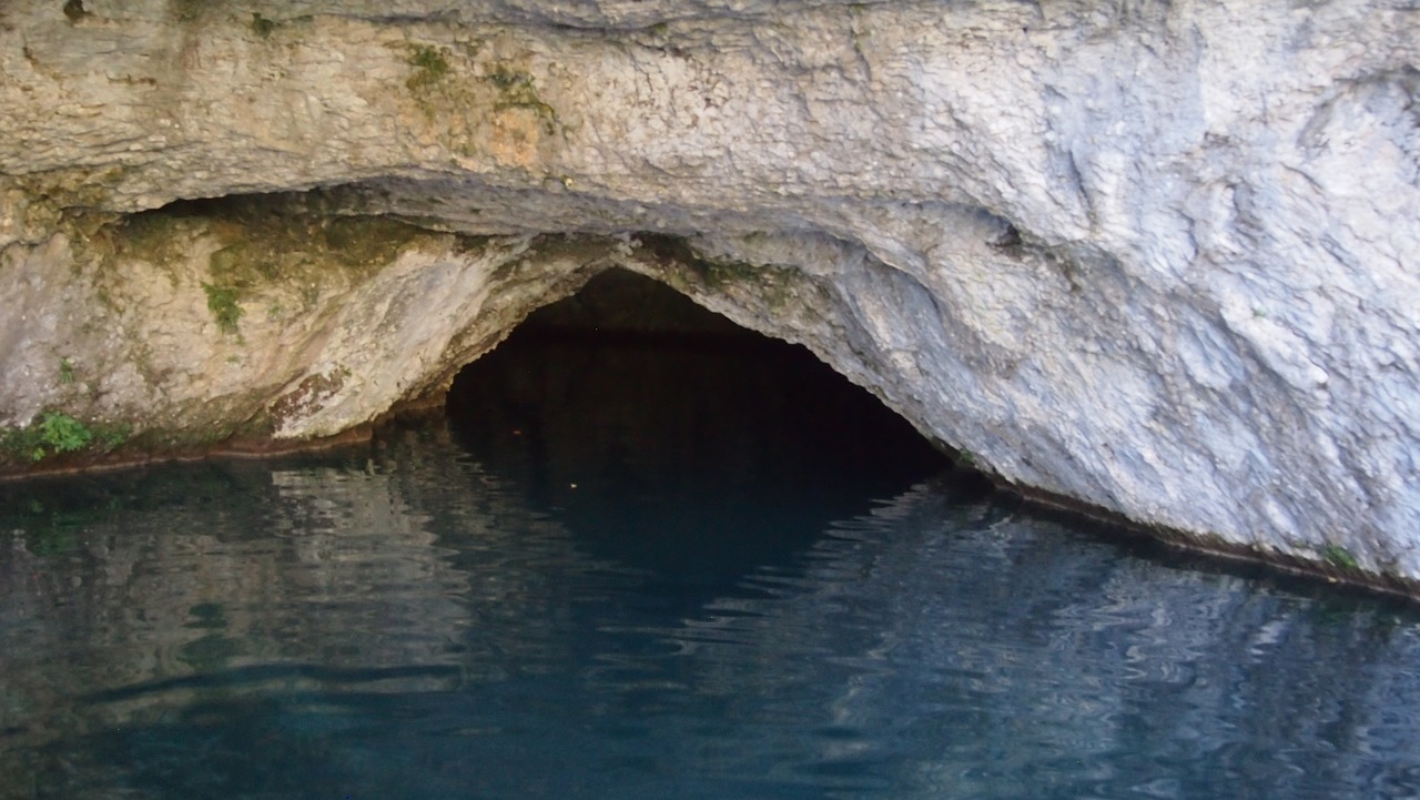 Discovering the Hidden Caves of Mammoth Cave National Park